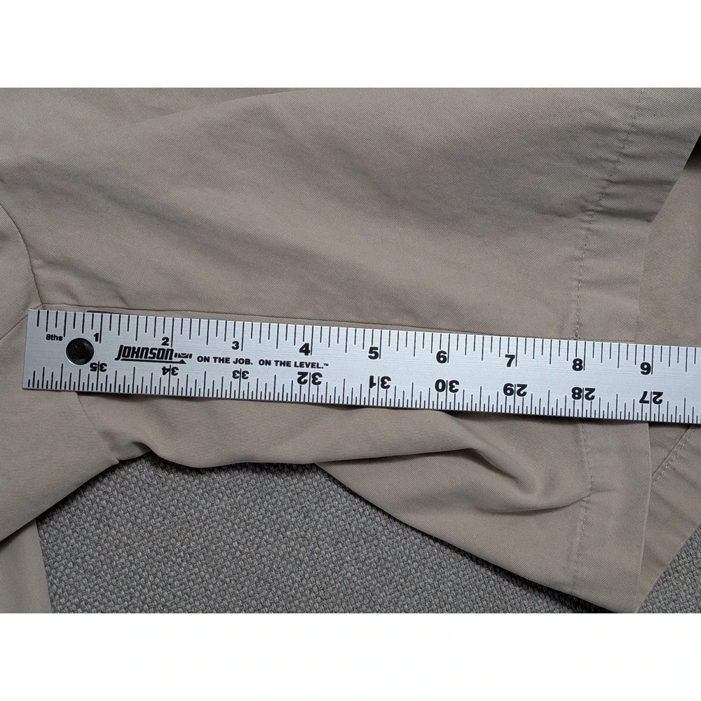 Peter Millar Shorts Men's Khaki Size 35x9 Flat Front 100% Cotton Chino Summer